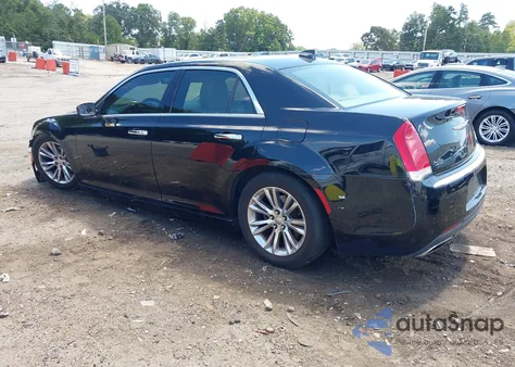 2015 Chrysler 300C z USA, uszkodzony, nr VIN 2C3CCAEG4FH842008